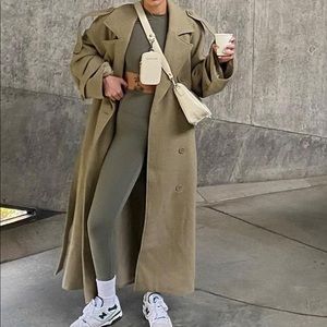 Ada Nola yoga pants and cami top in Olive Green